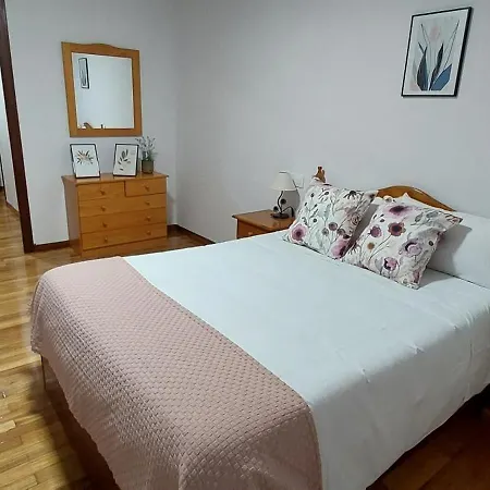 Piso Ribeira Sacra Apartment *